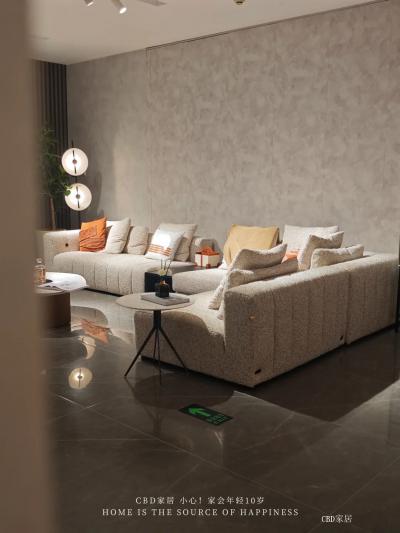 CBD家居日志-原创设计 | 大平层奶油极简，治愈艺术家
极简本高级，清冷中带着空阔的丰盈
【图1】
