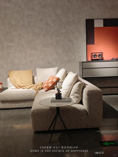 CBD家居日志-原创设计 | 大平层奶油极简，治愈艺术家
极简本高级，清冷中带着空阔的丰盈
【图2】