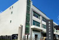 家具企业悠米家居历程:公司实力

经过15年的不断发展和积累，悠米家已经成长为一家专门的大中型户外休闲家具工厂，与欧盟等诸多国家达成合作战略，也同时与国内上百家经销商合作。年产值超亿元，并每年保持20%持续增长。我们产品涵盖编藤、铝外露、特斯林、织带做工的吊篮，摇椅，户外沙滩椅，阳台桌椅，别墅庭院沙发，酒店高订等休闲家具产品。【图0】