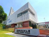 家具企业万兴科技日志:【项目分享】——深圳职业技术大学

打造一款好的产品不易，创造一款经典产品则更难。很荣幸，此次项目的这款全钢制木纹转印公寓连体宿舍组合床，已经成为了万兴科的经典款式产品。在近7-8年间已经服务于深圳市内多家院校，受到高度认可。
今天藉由深圳职业技术大学（原深圳职业技术学院）的案例，来为大家介绍万兴科的产品何以成为经典。

都知道好产品是源于好设计，但好的设计的核心是什么？
万兴科对设计【图0】