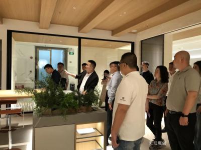 美廷理创日志-美廷新资讯｜居然之家领导莅临美廷理创，共探家居未来新方向

3月14日，居然【图2】