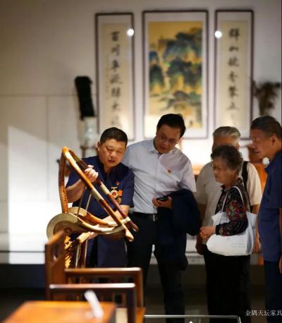 金隅天坛家具日志-2025“寻找原汁原味老字号”系列活动在金隅龙顺成文化创意产业园盛大启幕

【图1】