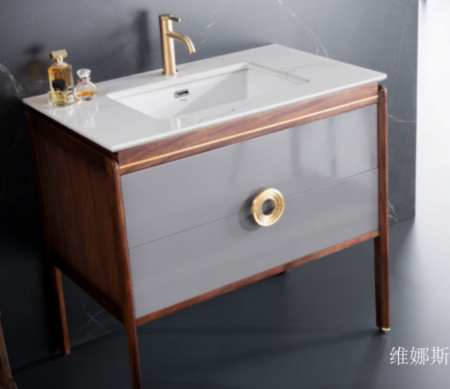 维娜斯厨卫家具产品《南美胡桃木浴室柜》【图4】