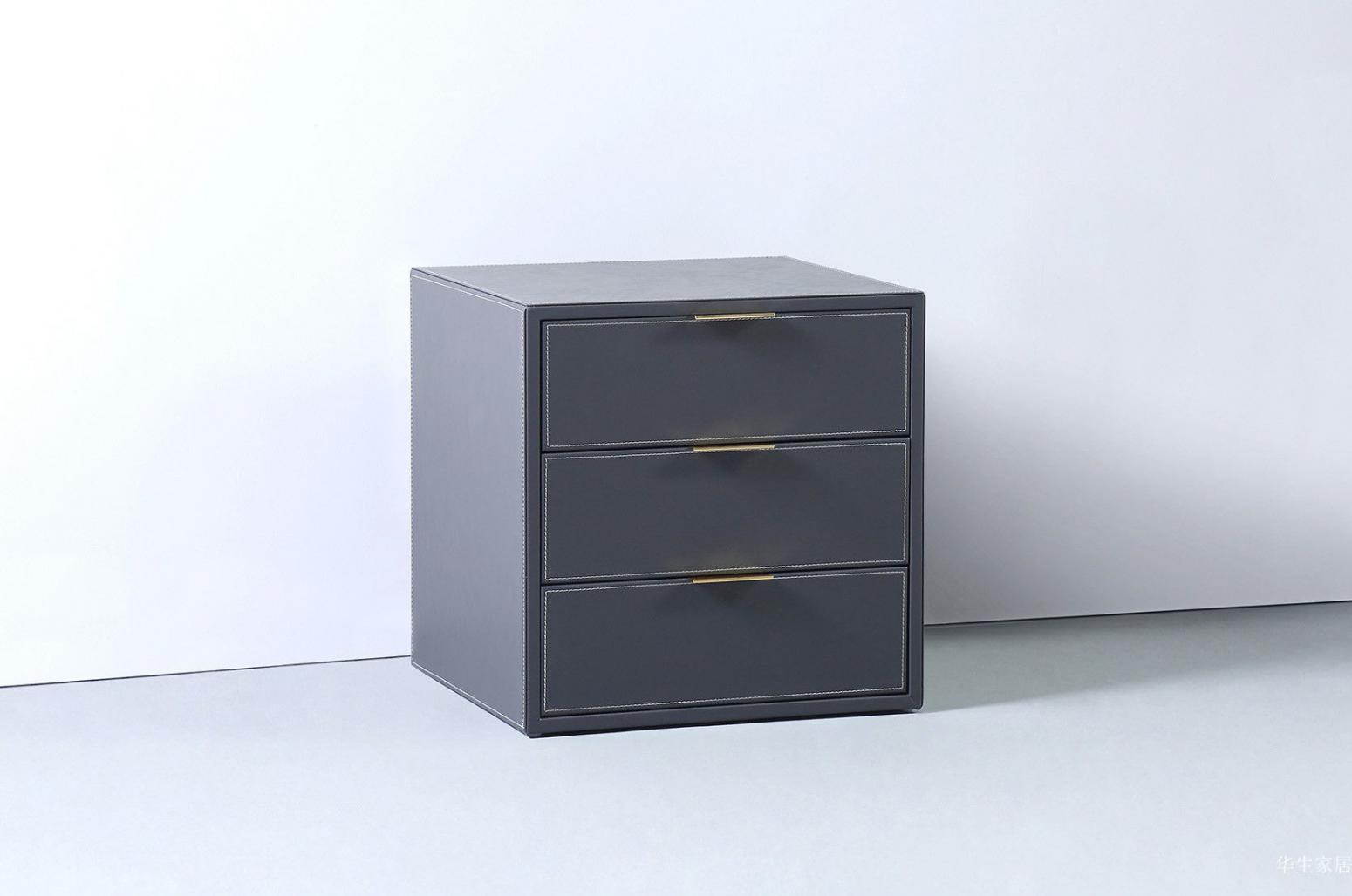 华生家居客卧家具产品《耐磨超纤皮五金床头柜》