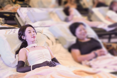 舒达家居日志-张小婉、史策和鑫仔好睡秘籍大公开！舒达智能床深睡黑科技

  立秋已过，暑热【图2】