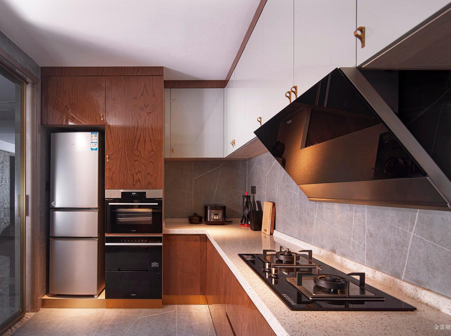 金富丽厨卫家具产品《高品质现代木制橱柜》