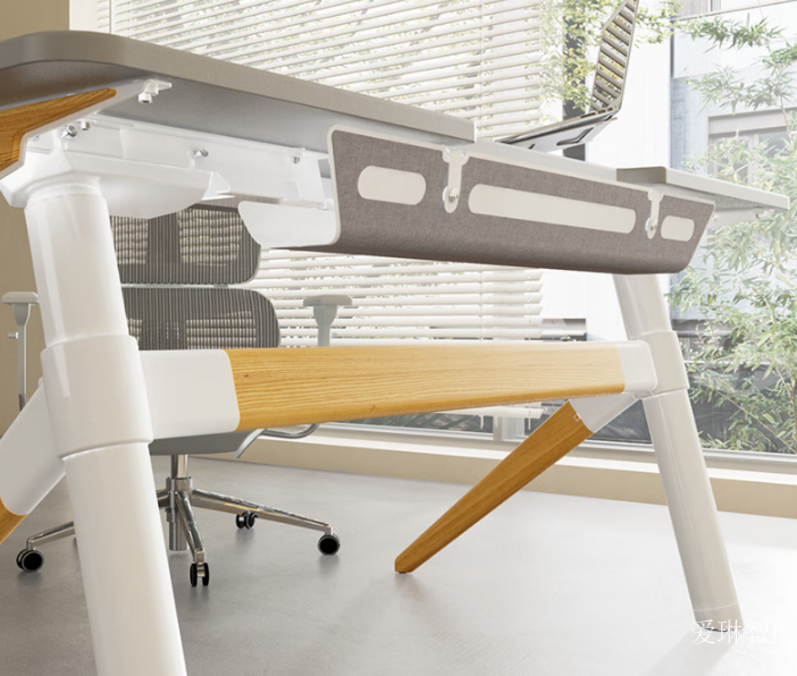 爱琳智能办公家具产品《办公简约电动升降桌》【图1】